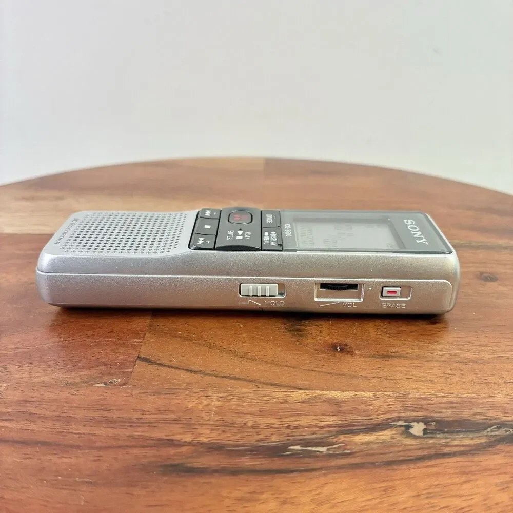 Sony icd b600
